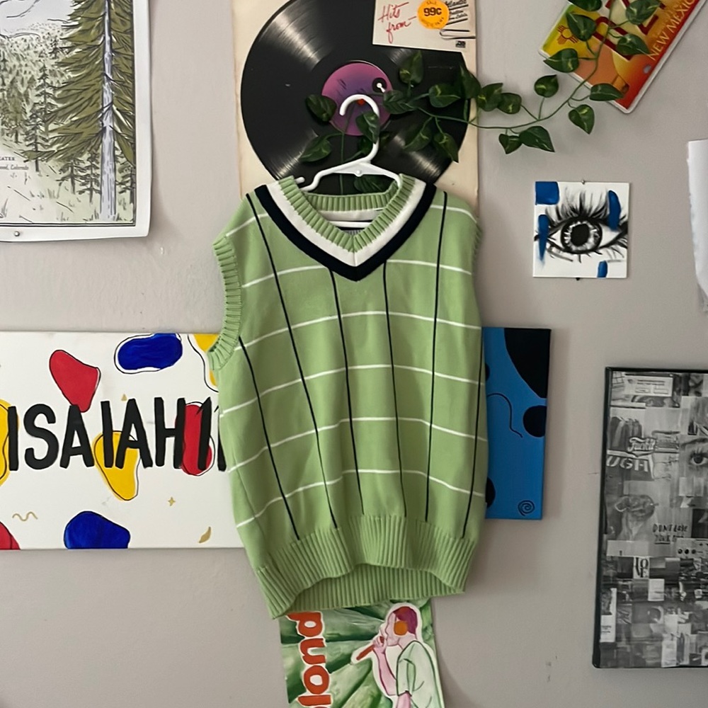 Green Sweater vest